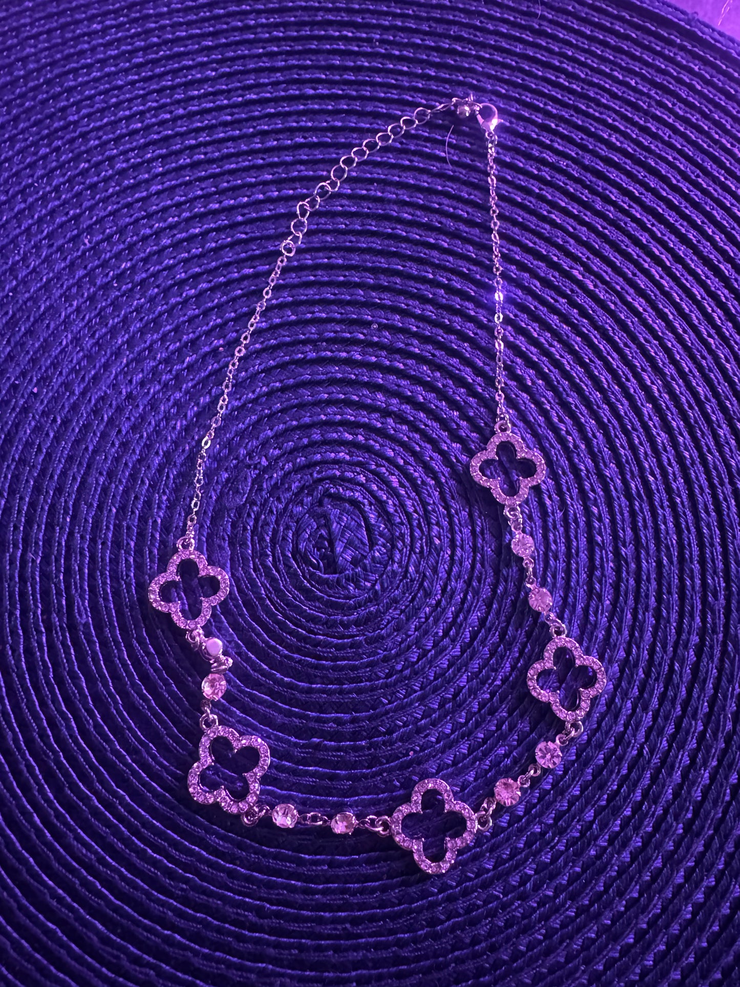 Midnight Clover Luxe